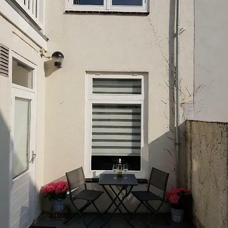Chimpaanzee Beach Apartmán *